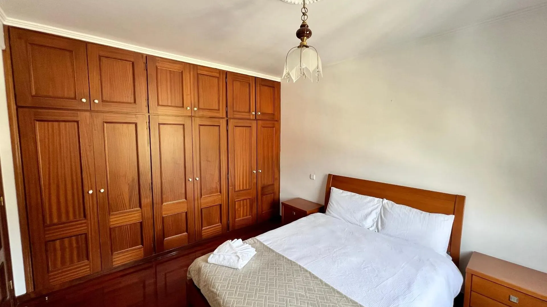 Classic Tranquil Madeiran 4-Bedroom Villa Funchal