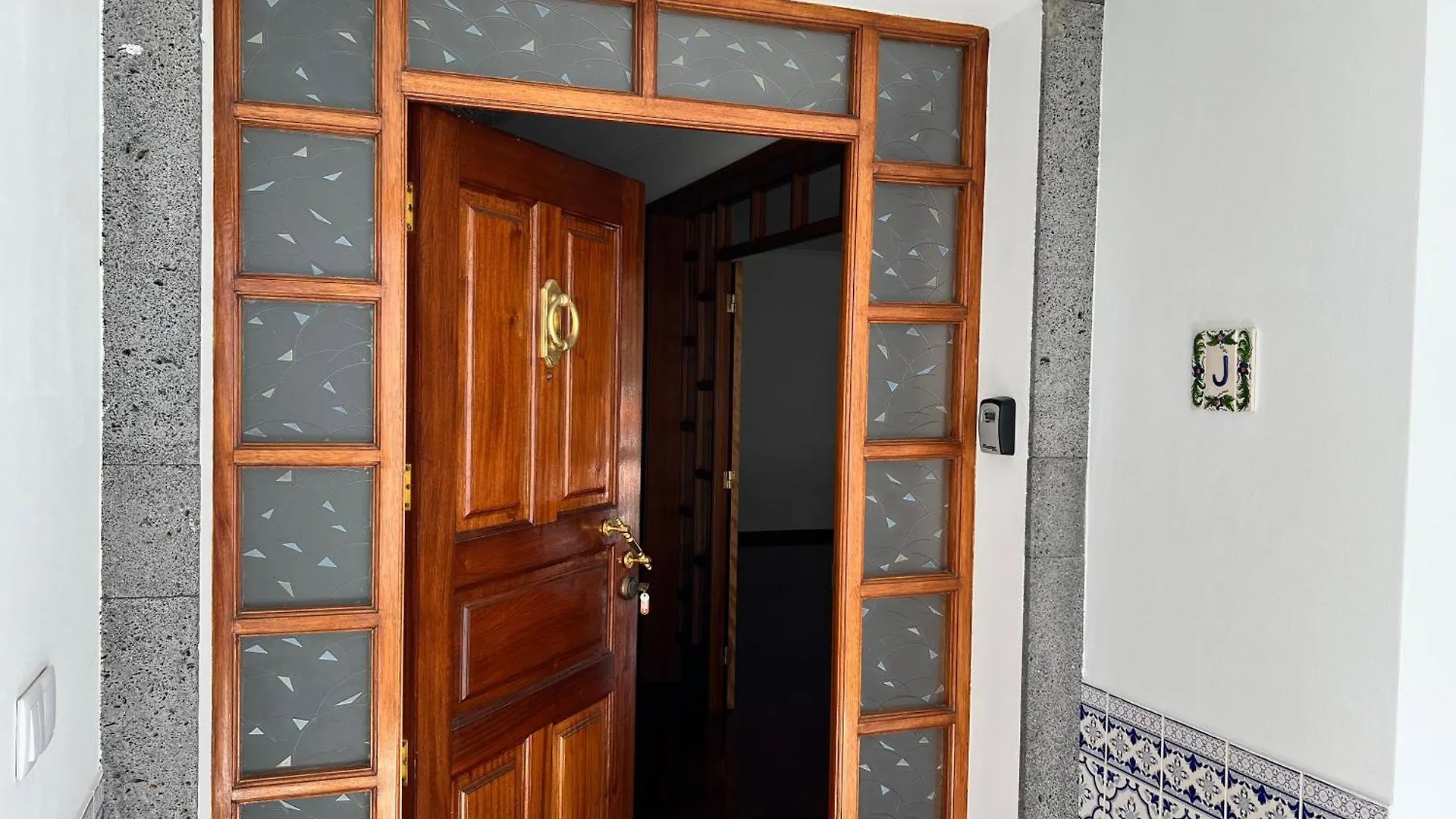 Classic Tranquil Madeiran 4-Bedroom Villa Funchal 0*, Φουνκάλ